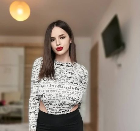 Denisa R Maria étoile gratuite img