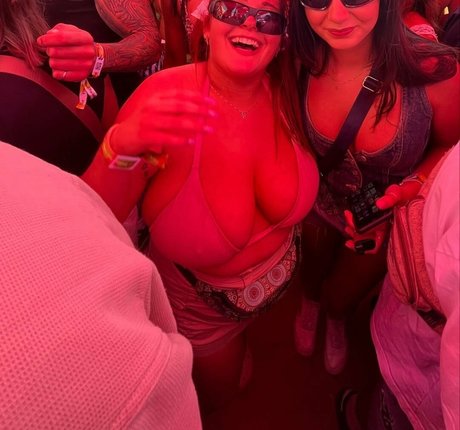 jeunes amateurs onlyfans assez érotique archive