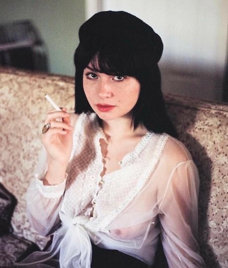 Willow Avalon beau modèle photos