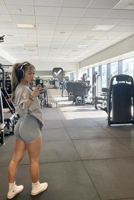 theaphysique haut de star du porno collection