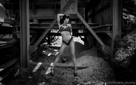 fitness bunny belle actrice galerie