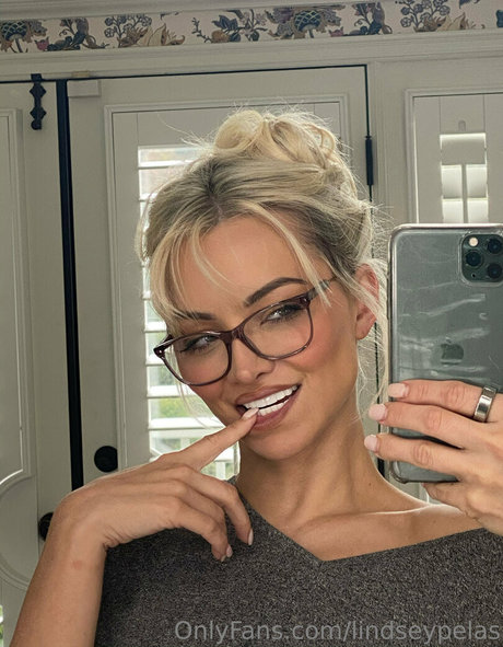 lindseypelas étoile de haute qualité des photos