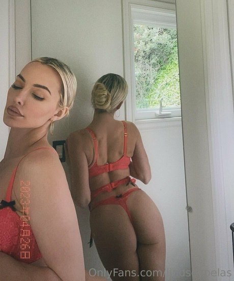 lindseypelas actrice chaude images