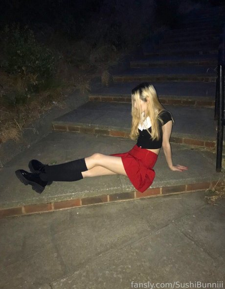 brunette onlyfans xxx nu archive