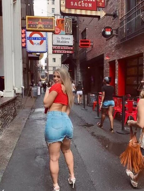 Jessica H star du sexe photo