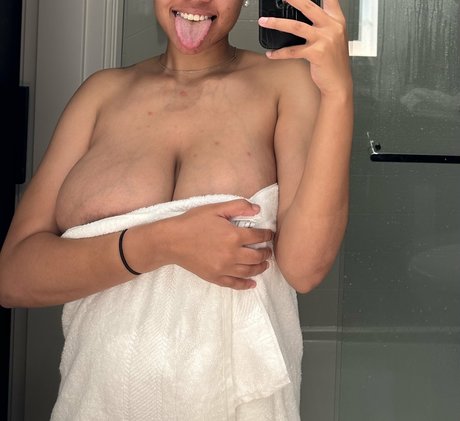 Ariel The Titgodddess VIP star du porno chaude collection