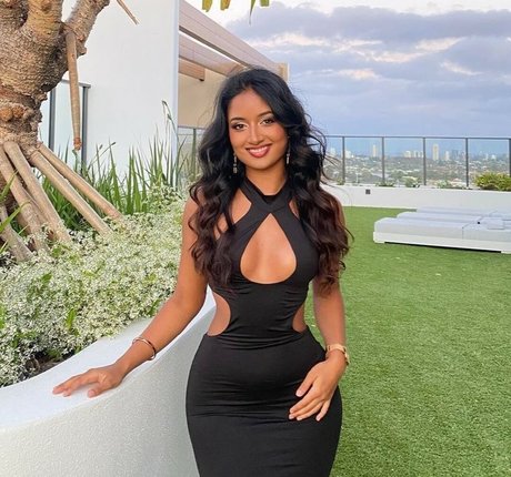 itsparvathik étoile de haute qualité des photos