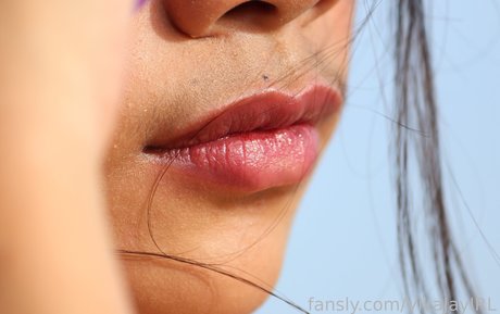 VikaJayIRL modèle érotique img