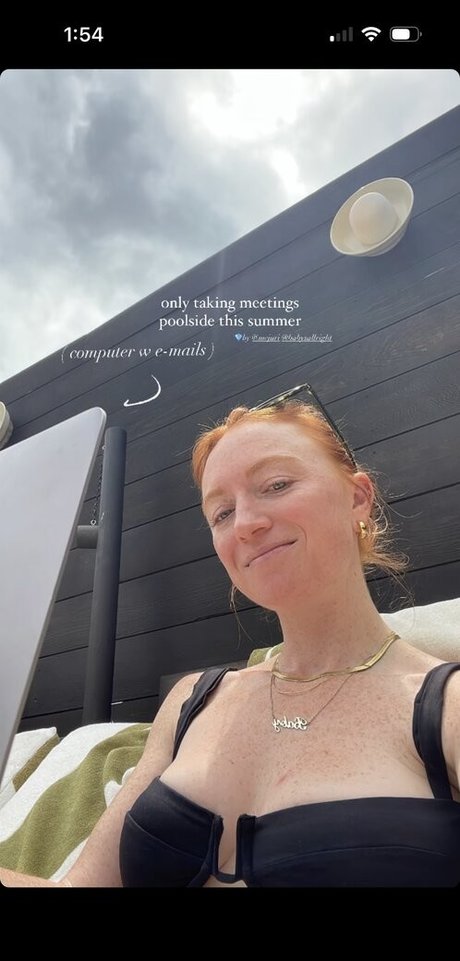 Sophie Anna Everhard star du porno nue galerie