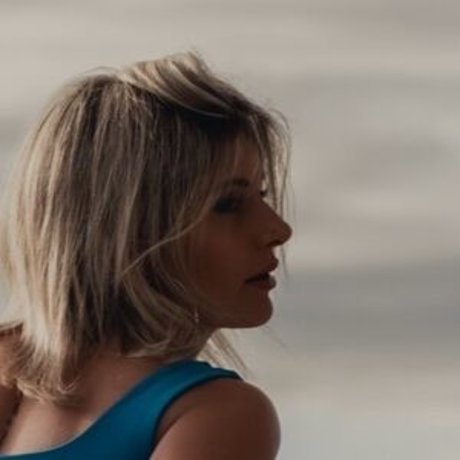 Lucija Baban actrice sexy collection