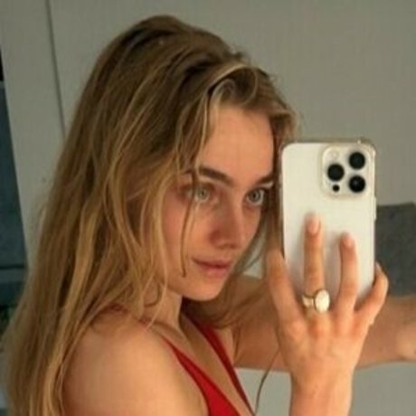 Marley Mystique mannequin des photos