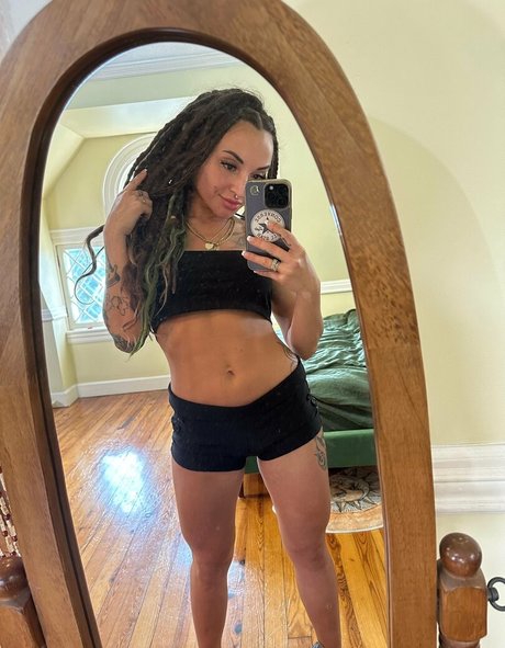 pizzapussypie nus étoiles galeries