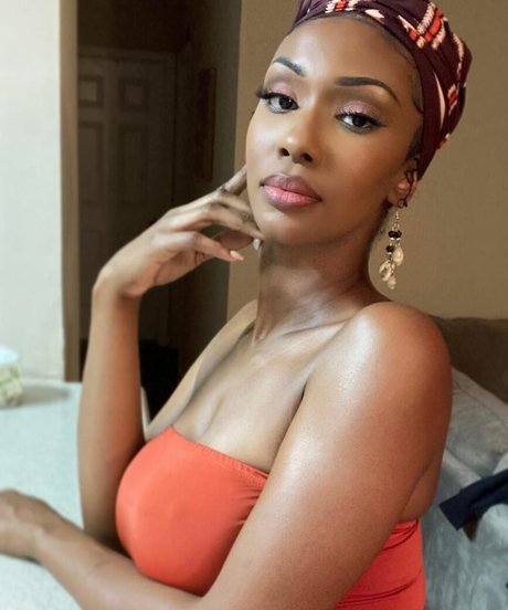 Six The Goddis belle actrice photos