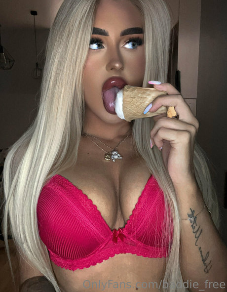baddie free modèle pornographique galerie