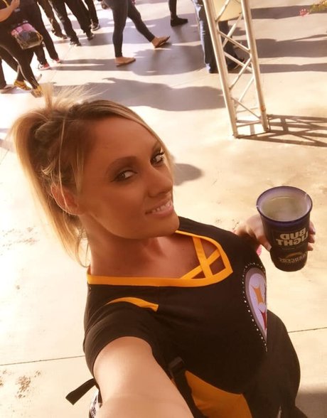 Jami Marie Akaport Barbie étoile parfaite galerie