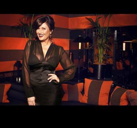 épouse pute onlyfans plutôt sexy photos