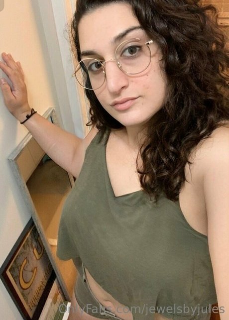 jewelsbyjules modèle hd galeries