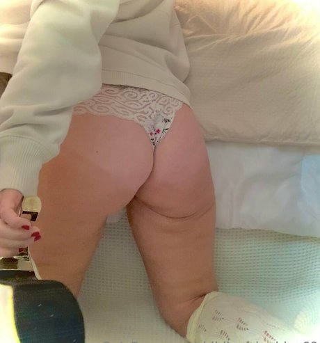 thickhips30 actrice adulte image