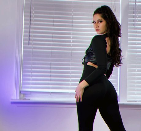 Ashley Jolly modèle de sexe des photos