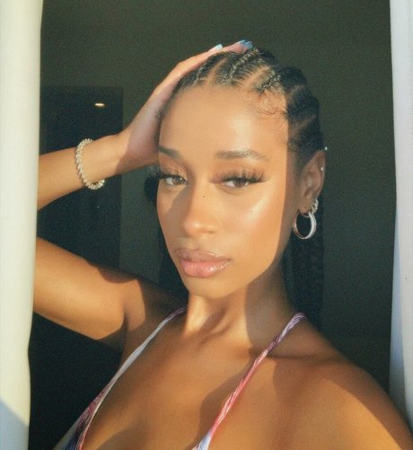 bang uniquementfans top jolie image