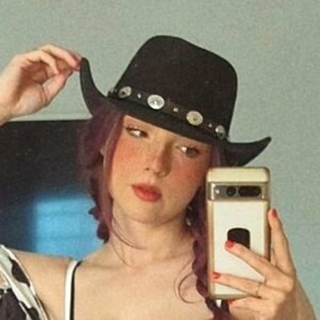 Taalia Vess nus star du porno des photos