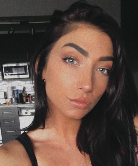 Taylor Kristine nus étoiles img