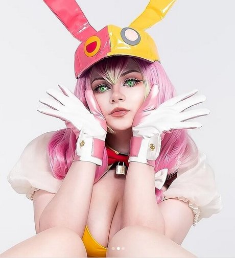 Caffeine Addict actrice hd photos