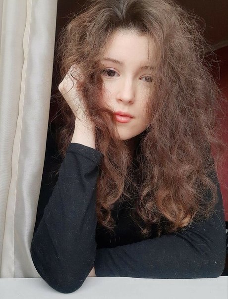 monamariaa modèle magnifique galeries