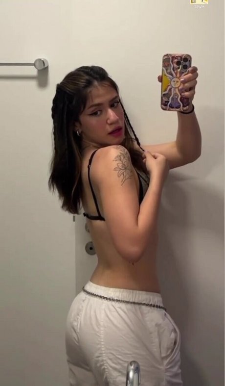 Maria ZB étoile nue collection