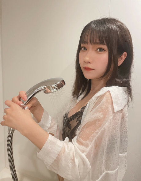 fans asiatiques de findom uniquement art haute définition galeries