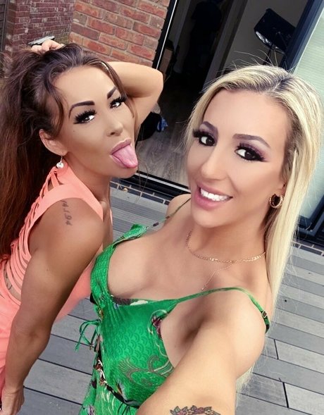 ladyamandarendall actrice porno galeries