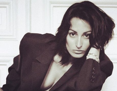 Laetitia Eido art de star du porno img