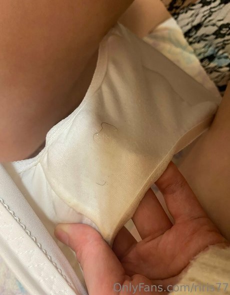 riris77 mannequin photos