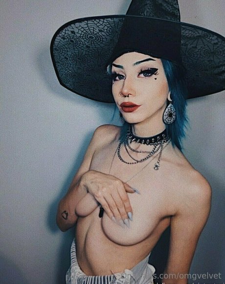 brune aux gros seins onlyfans art meilleur images