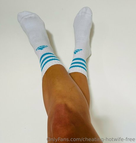 cheating hotwife free Fotoaufnahmen