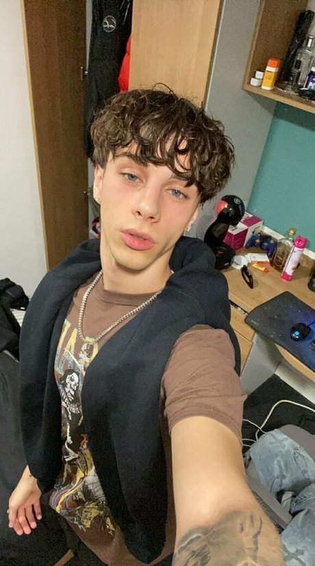 jdlofficialfree star du porno de haute qualité image