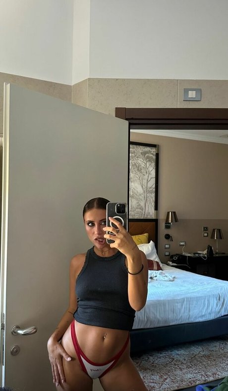 mynameisfrancescabiella jolie actrice image