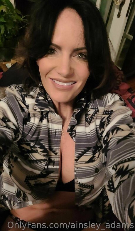 ainsley adams étoile sexy des photos