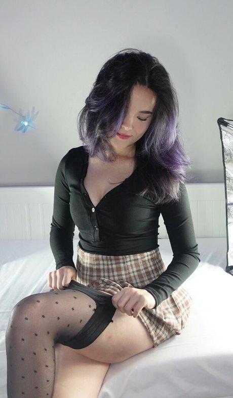 TheMishkaBear modèle sexy galerie