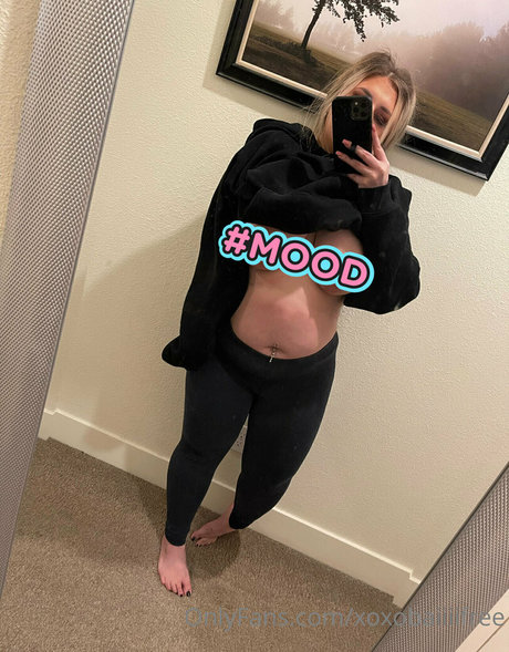 xoxobaiiiifree modèle artistique galerie