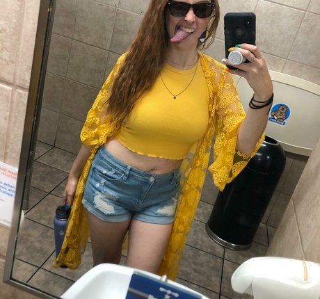 Tongue tastic nus de stars du porno archive