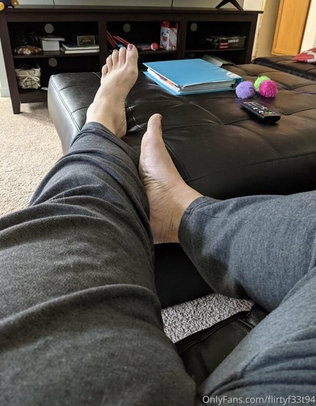 non seulementfans nu exclusif image