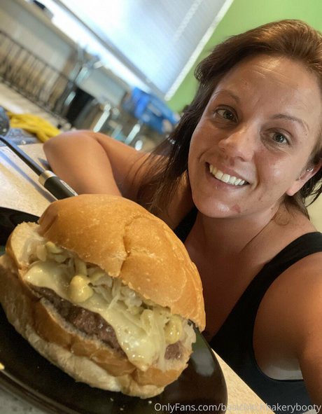 basicbitchbakerybooty nus étoiles archive