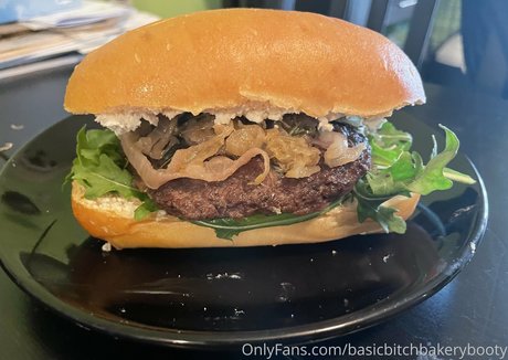 basicbitchbakerybooty meilleur modèle collection