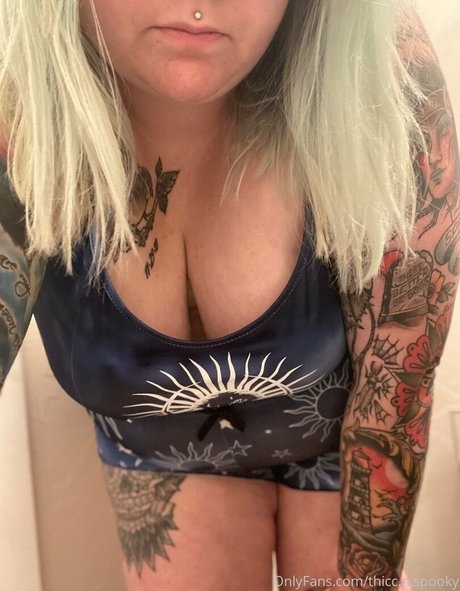 thicc n spooky star du porno érotique galeries