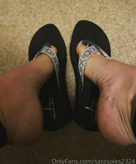 sarasoles2324 modèle nu archive