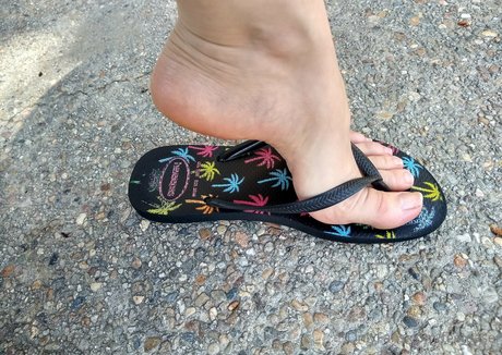 feeteaser nus star du porno img