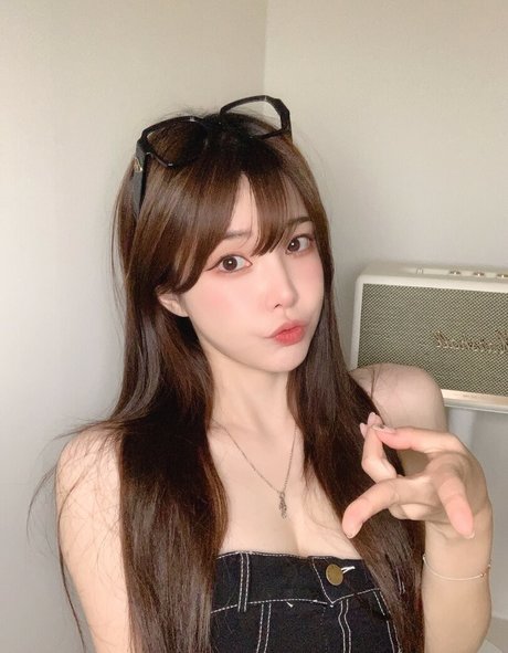 plppt123 actrice artistique image