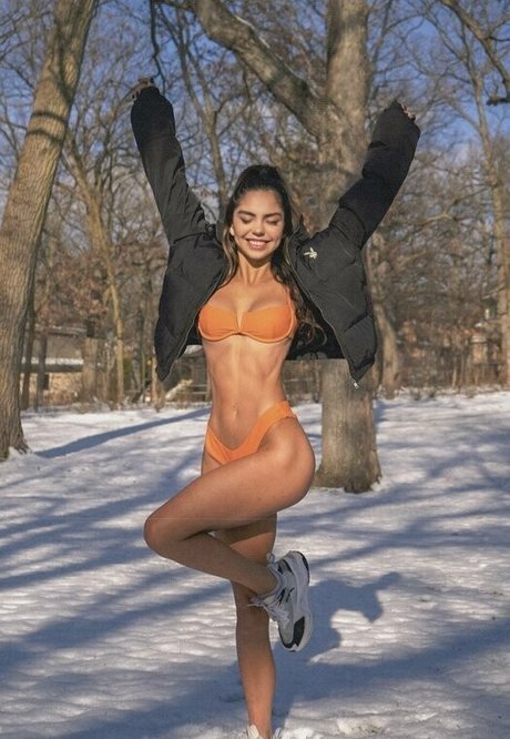 Alex Mara modèle artistique archive