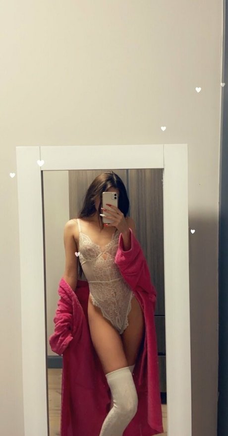 Vera Velvet modèle de haute qualité photos